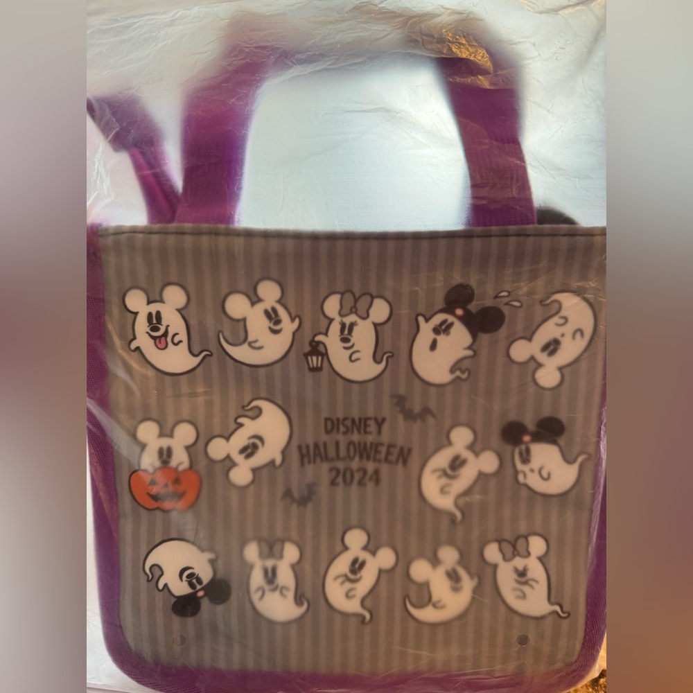 Tokyo Disney Halloween 2024 Mickey Minnie ghost tote.